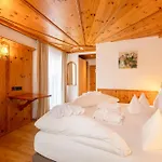 Berghof Hotel Neustift im Stubaital