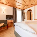Berghof Hotel 4*