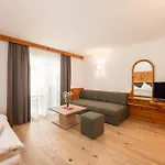 Berghof Hotel Neustift im Stubaital