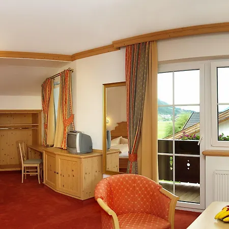 Berghof Hotel 4*