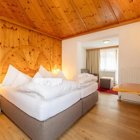 호텔 Berghof 4*
