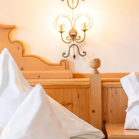 贝格霍夫酒店 施图拜河谷新施蒂夫特