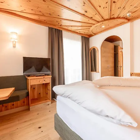 贝格霍夫酒店 酒店 4*