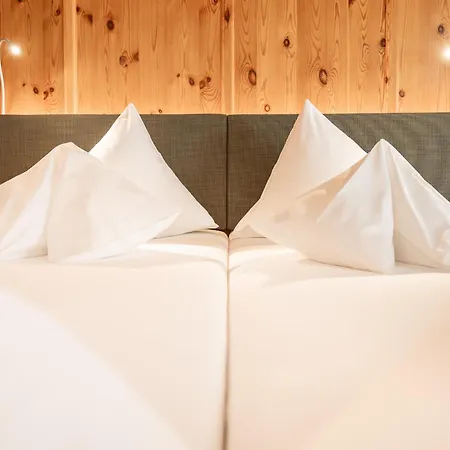 贝格霍夫酒店 4*