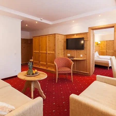 贝格霍夫酒店 施图拜河谷新施蒂夫特